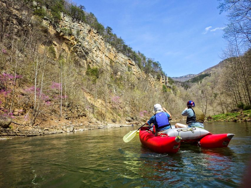 Cliffs along Hopeville Canyon